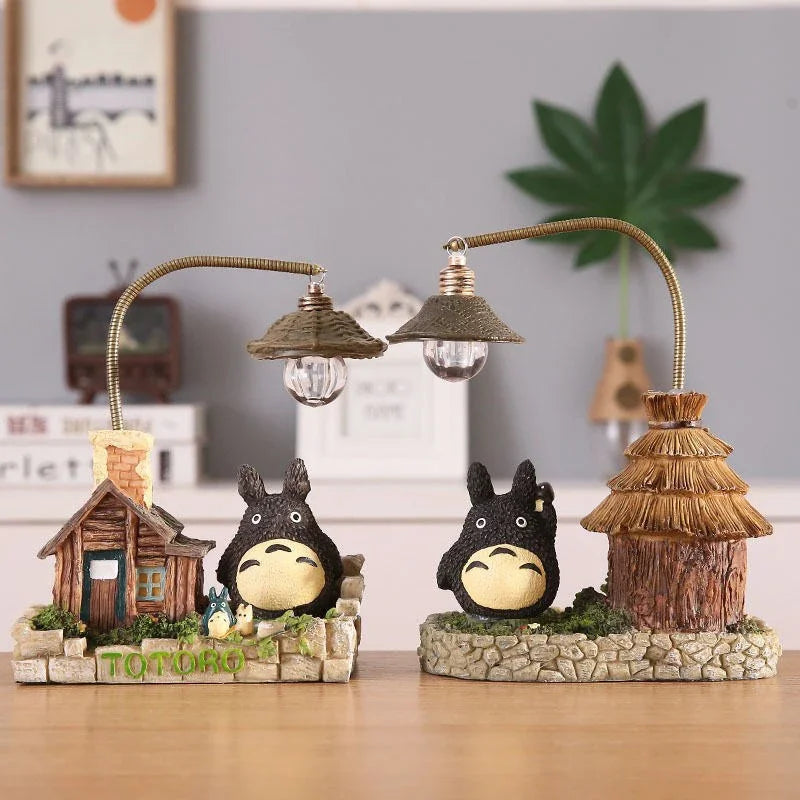 Lámpara LED Totoro – Luz Nocturna Escritorio con Bombilla Anime Kawaii