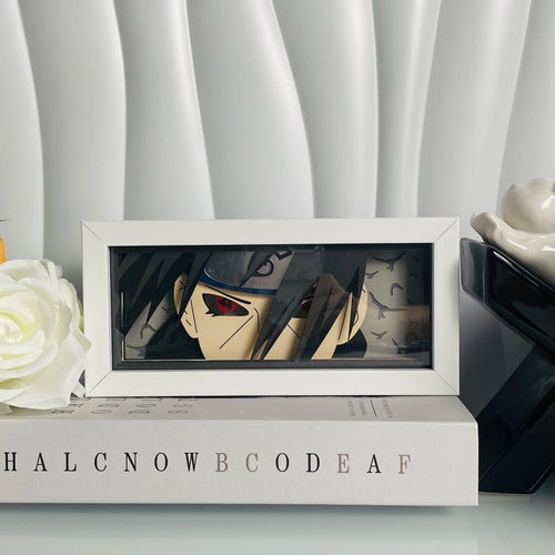 Caja de luz LED anime shadow box 3D paper carving lámpara mesa USB, vista lateral